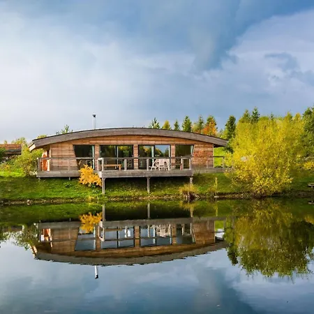 Flora Richmond (North Yorkshire)