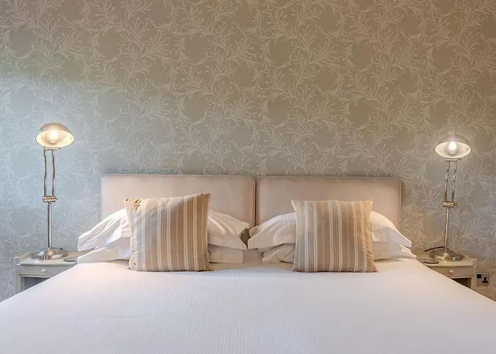 Flora リッチモンド